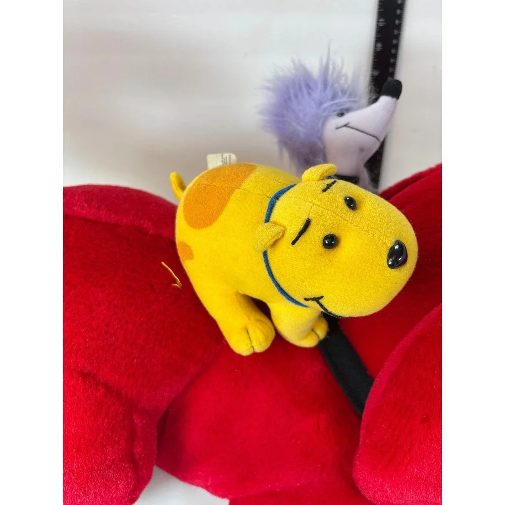2002 Toy Island Scholastic Clifford Big Red Dog 24in Plush with T-Bone and Cleo
